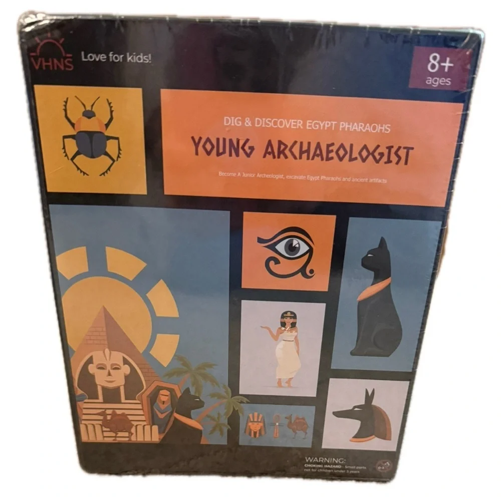 Young Archaeologist Dig & Discover Kit